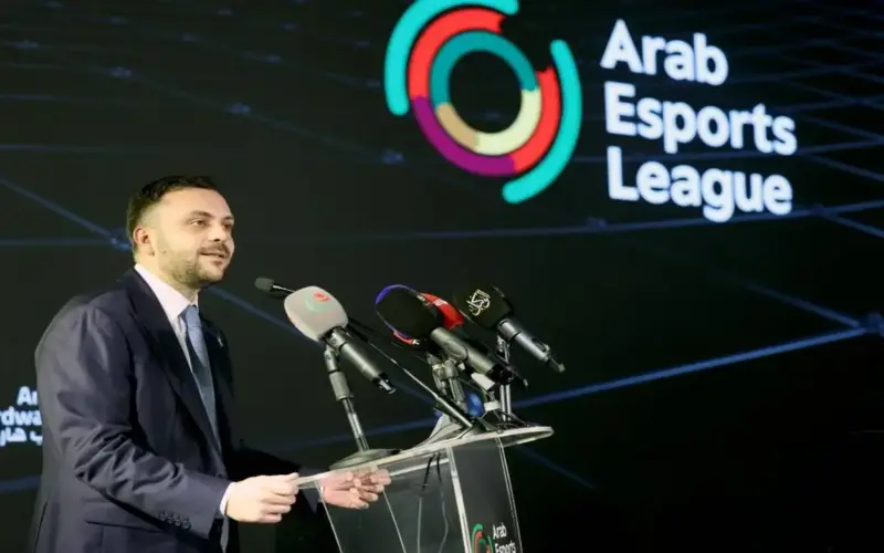 الأمير عمر يفتتح بطولة الدوري العربي للرياضات الإلكترونية